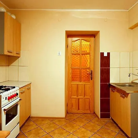 Pokoje W Jaszczurowce *